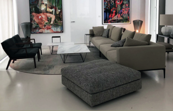Sofa und Sessel Walter Knoll, Teppich von Moooi, Leuchten Brokis